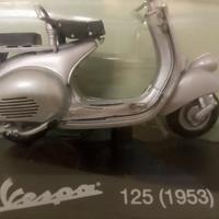 modellino collezione VESPA 125.