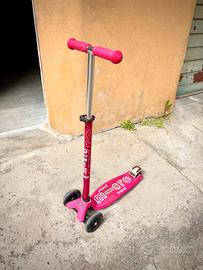 Monopattino Maxi Micro deluxe LED rosa