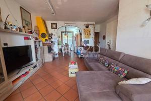 Villetta a schiera di 115 m² con 4 locali e box au