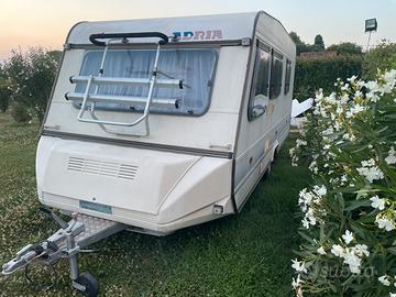 Roulotte adria optima 500uk 5 posti