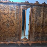 Armadio antico restaurato