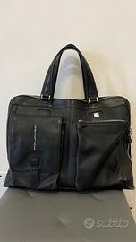 Borsa piquadro in pelle nera