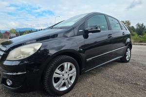 MERCEDES CLASSE B 180 NGT