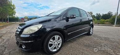 MERCEDES CLASSE B 180 NGT