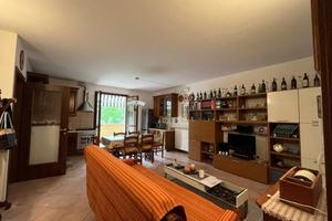 Appartamento di 90 m² con 4 locali e box auto a Ba