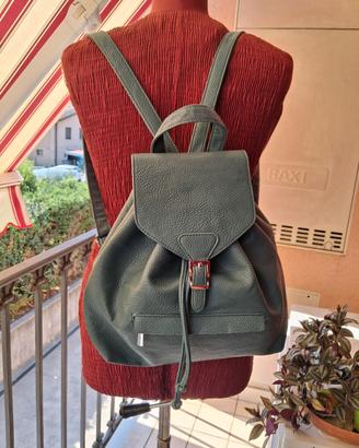borsa zaino verde salvia ecopelle