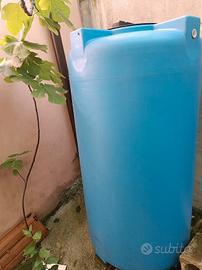 Serbatoio con motore