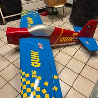 Aereo modello acrobatico