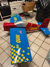 Aereo modello acrobatico