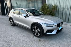 VOLVO V60 Cross Country D4 190cv AWD business plus