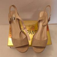 Sandali color camoscio Tulipano – Numero 39, nuovi