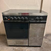 Cucina completa Indesit Serie 2000 Lusso in inox