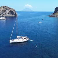 Charter alle isole Eolie