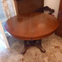 Tavolo tondo