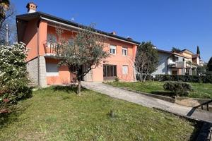 Villa a ridosso del centro storico