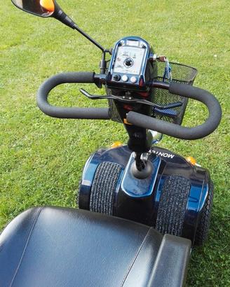Veicolo per anziani o disabili