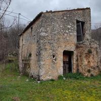 Rustico e terreno