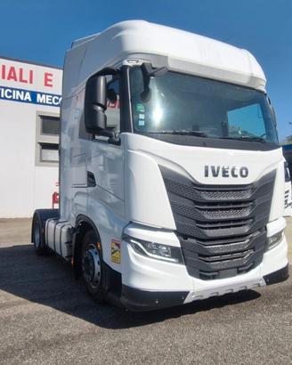 Iveco 440s51