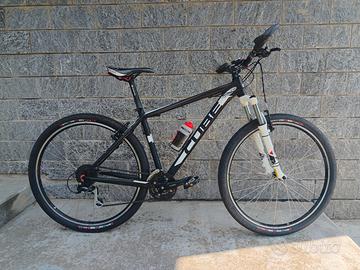 Mountain Bike CUBE
