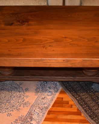 Tavolino basso in legno massiccio artigianale