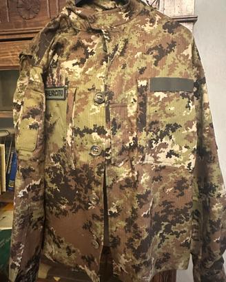 Mimetica militare vegetata e parka vegetato