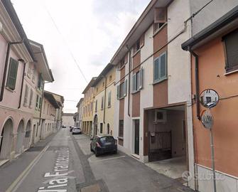 Immobile in asta di 127 m² con 2 locali e box auto