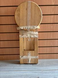 Sgabello in legno