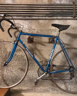 Atala 1986