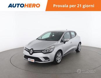 RENAULT Clio HH10480