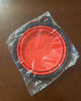 Ciotola per cani pieghevole