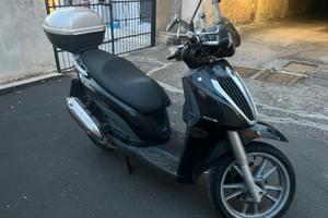 Piaggio Cruiser 300 anno 2009