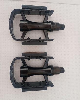 Pedali per bicicletta in alluminio nuovi