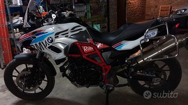 BMW F700GS