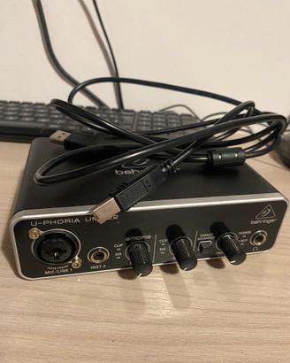interfaccia audio USB Behringer U-Phoria UMC22