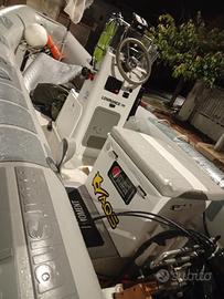 Gommone, carrello e motore