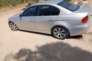 BMW 330d e90