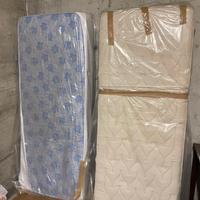 2 materassi singoli – puliti e imballati