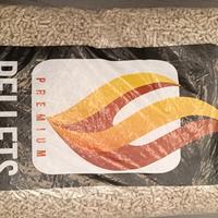 AUTOTRENO PELLET ABETE A 1 PLUS