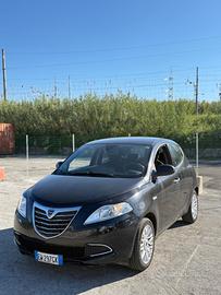 Lancia Ypsilon 1.3 MJT 16V 95 CV 5 porte S&S Silve