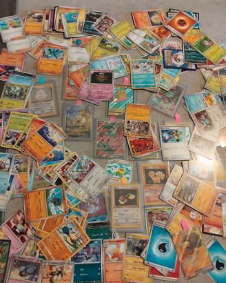  Carte pokemon lotto da 40 miste casuali 