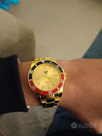 orologio colore oro 