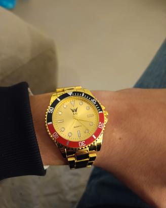 orologio colore oro 