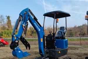 Mini escavatore 10 q.li mot. Kubota carro apribile