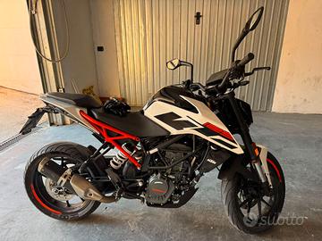 KTM duke 125 2018