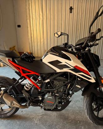 KTM duke 125 2018