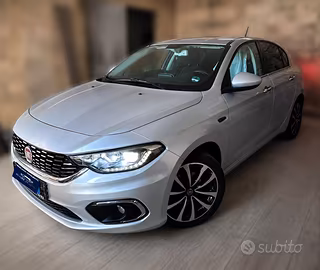 Fiat Tipo 1.6 Mjt S&S 5 porte Lounge