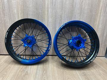 CERCHI MOTARD ANODIZZATI BICOLOR BLU/NERO DA 17