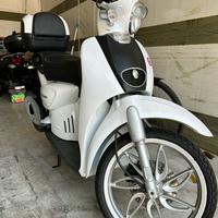 Aprilia scarabeo 50 cc 4T