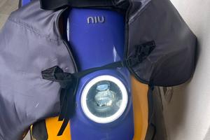 Scooter eletriconiu cargo