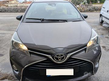 TOYOTA Yaris 1.0 5 porte Active garanzia